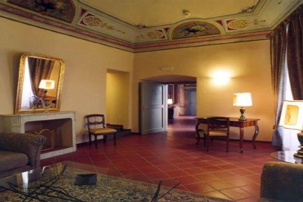 Hotel Palazzo Bocci Spello Exterior photo